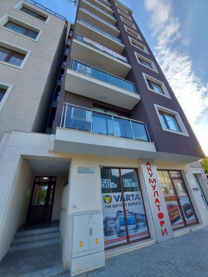Grey Apartment ヴァルナ エクステリア 写真