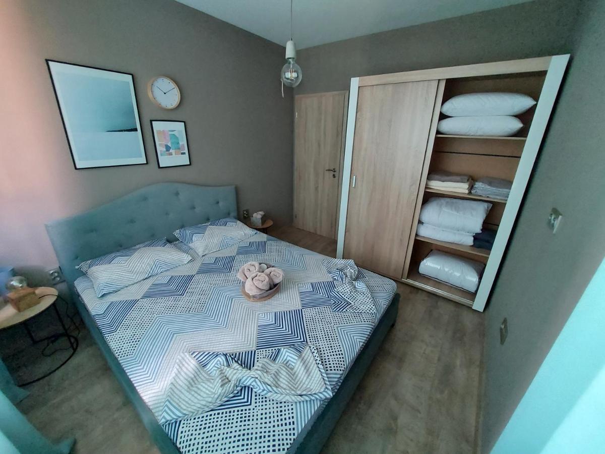 Grey Apartment ヴァルナ エクステリア 写真